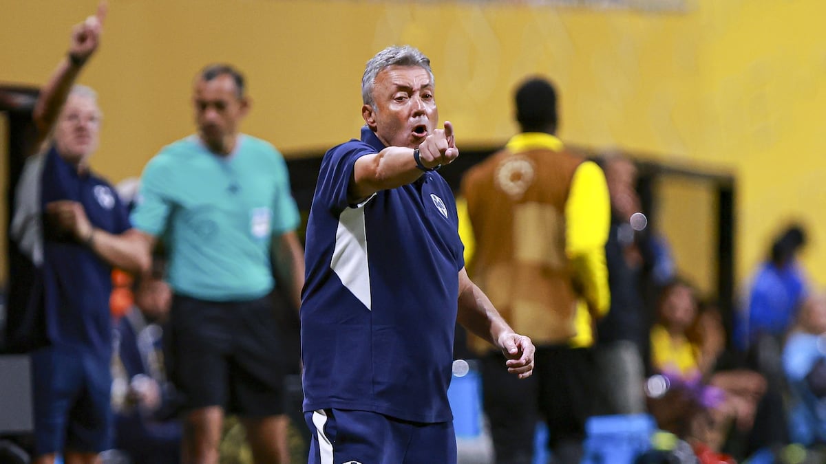 S赛官网-蒙特雷主帅：输给多特蒙德这种小球队是彻头彻尾的失败