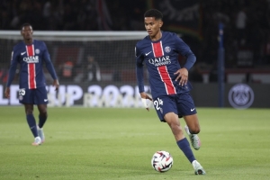 巴黎官方公布伤情：马尤卢在继续恢复进程