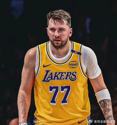 观看入口-东契奇18年选秀屈居第3顺位，那在他前面2人是谁 成就如何？|NBA|巴格利|艾顿|马文·巴格利三世|卢卡-东契奇_新浪体育_新浪新闻